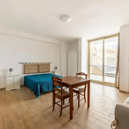 Aria Condizionata E Terrazza Vista Mare Appartamento